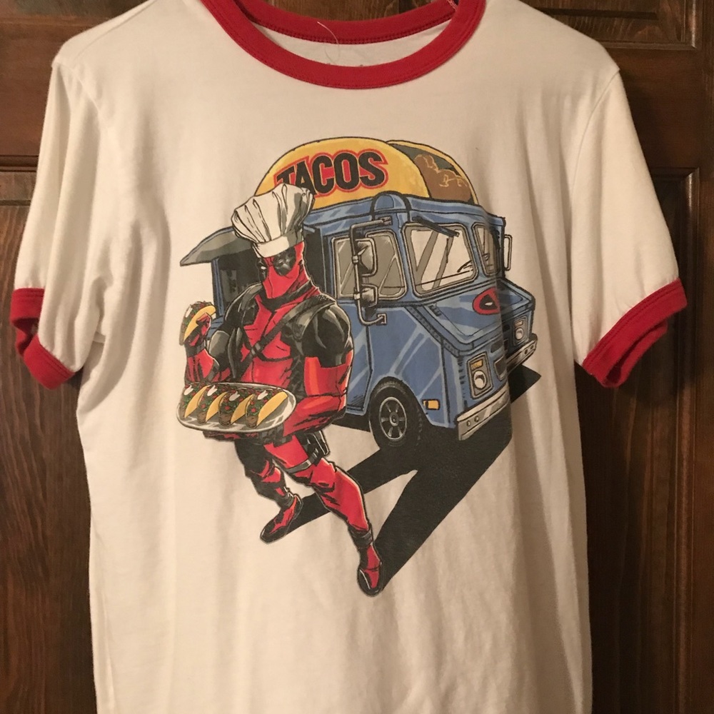 Deadpool shirt